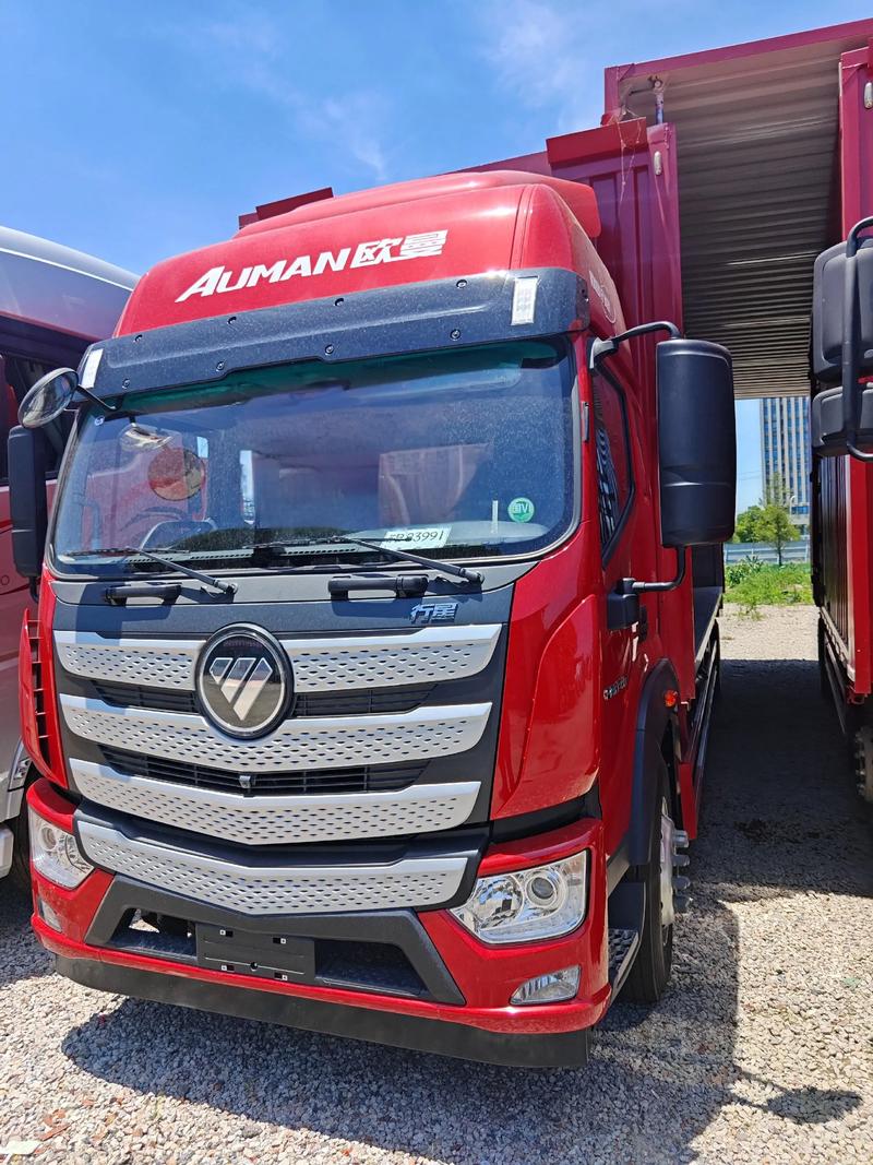 欧曼行星自卸车(欧曼行星自卸车轮胎是不是真空胎呢)