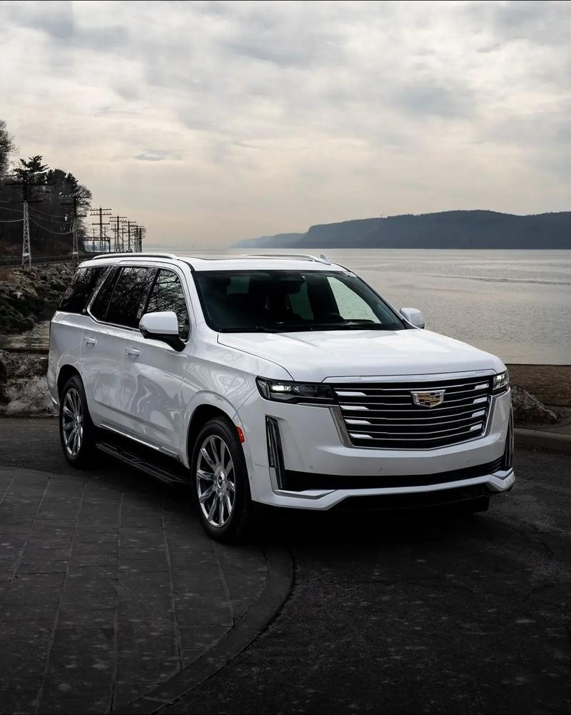 凯雷德汽车价格及图片(凯雷德属于什么档次)