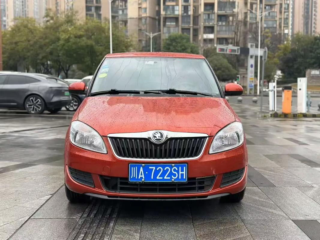 斯柯达晶锐车身尺寸是多少(斯柯达晶锐外形尺寸)