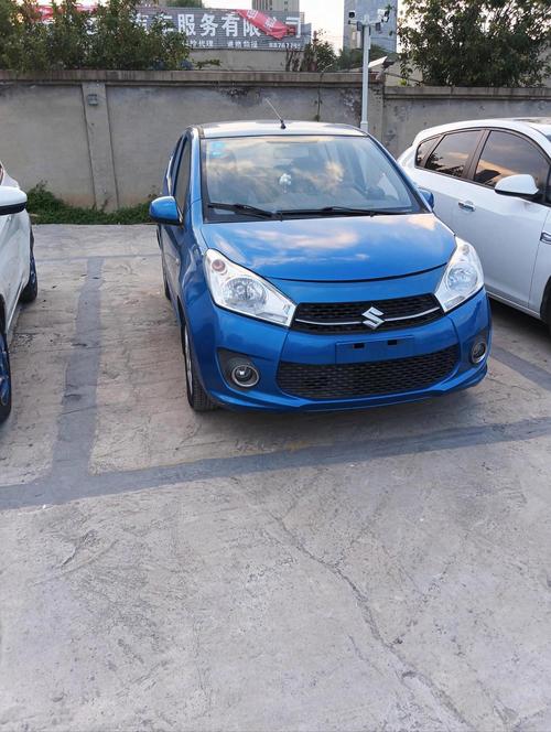 新款奥拓图片(新款奥拓自动挡图片)