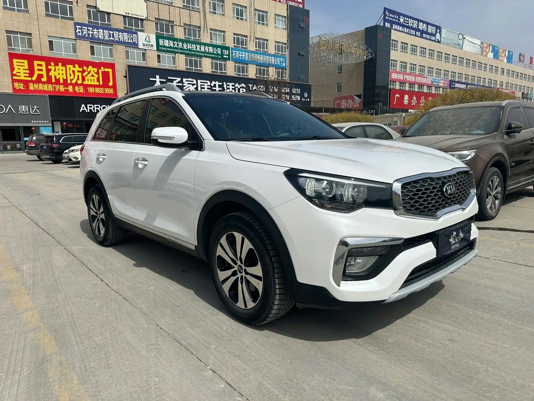 悦达起亚7座suv车型／东风悦达起亚7座车